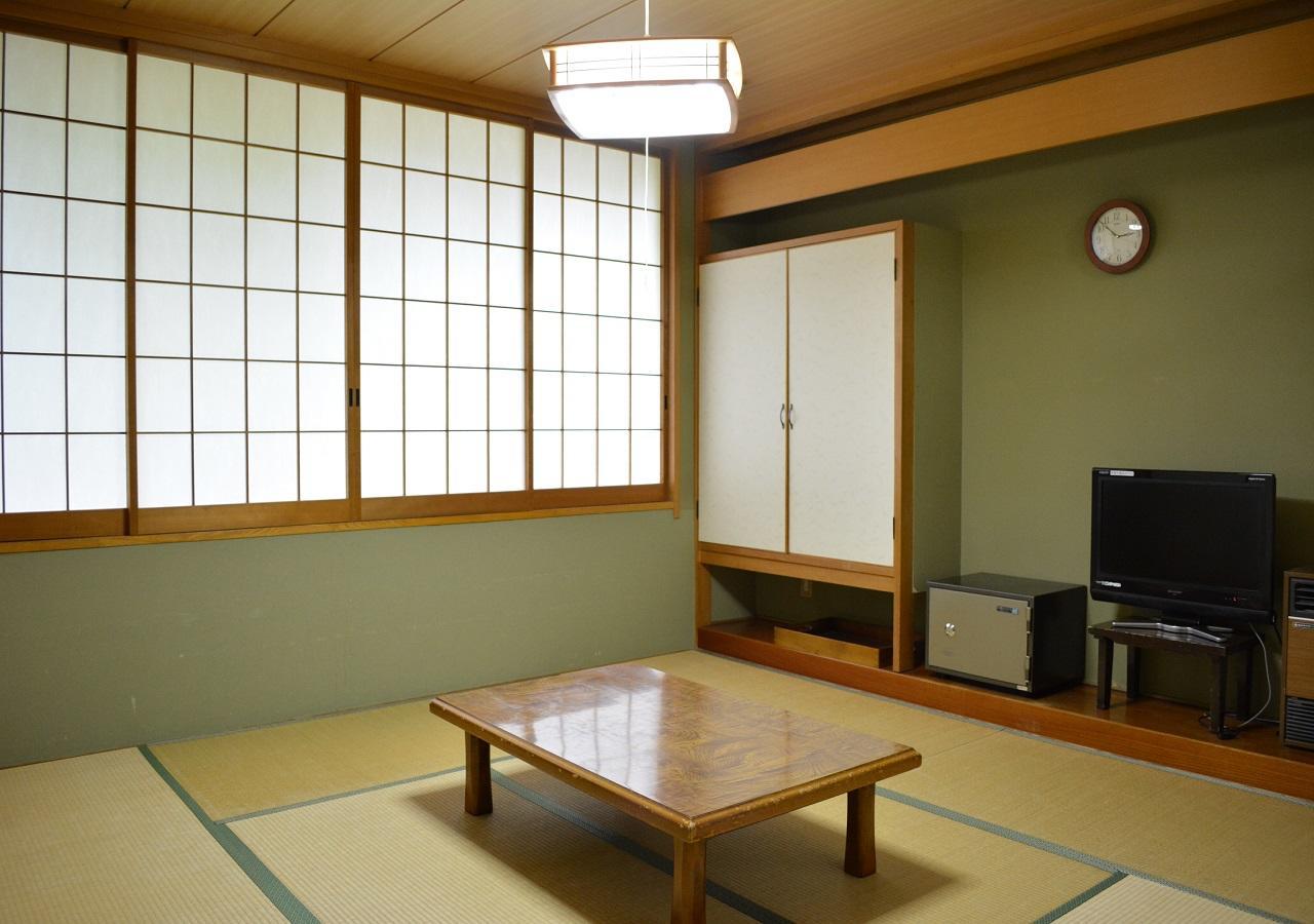 Itoen Hotel Oze Oigami Sanrakuso Numata  Экстерьер фото