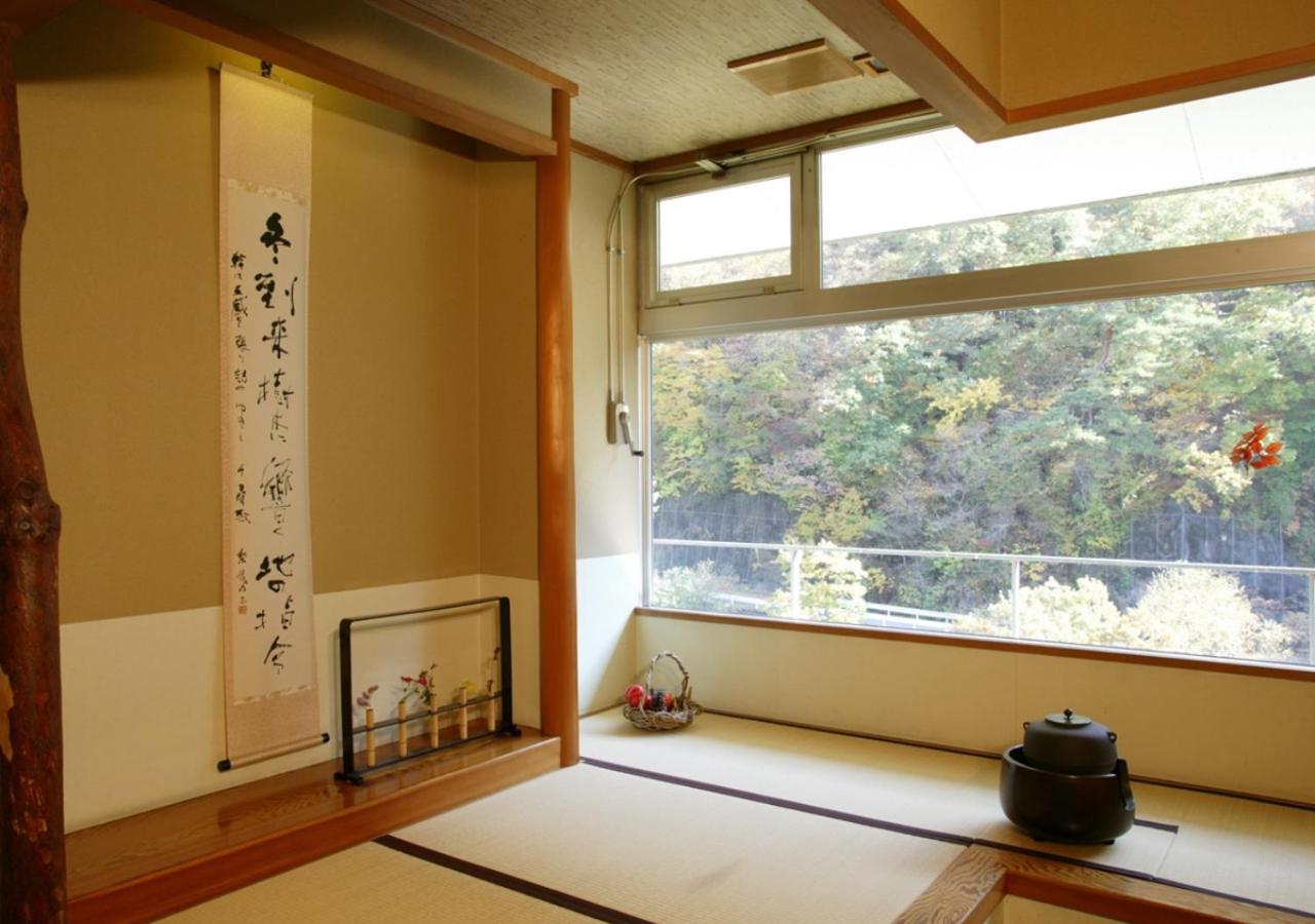 Itoen Hotel Oze Oigami Sanrakuso Numata  Экстерьер фото