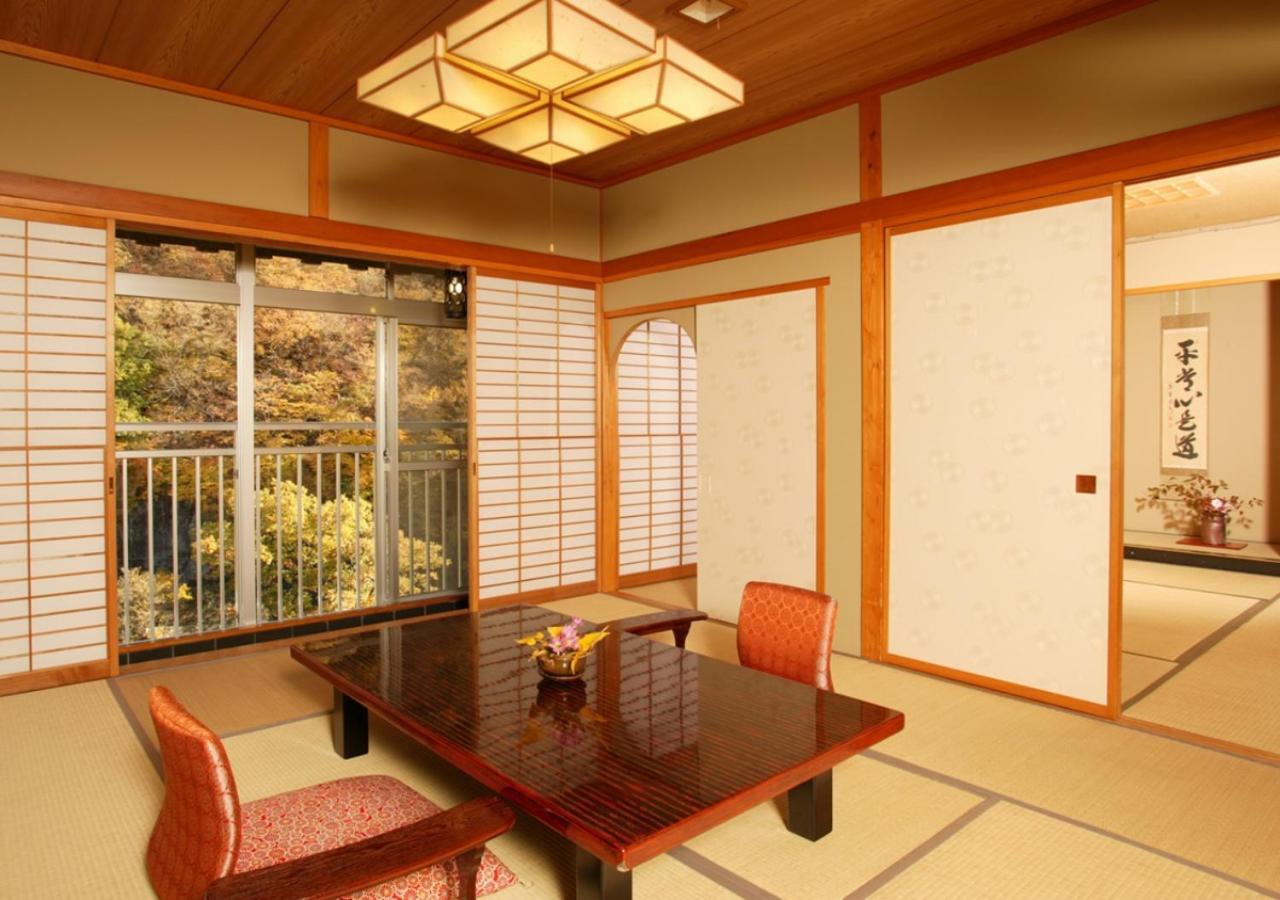 Itoen Hotel Oze Oigami Sanrakuso Numata  Экстерьер фото